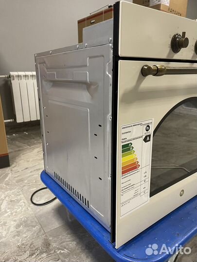 Электрический духовой шкаф с конвекцией новый