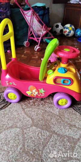 Машинка беговел звуковая