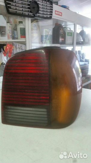 Фонарь задний правый VW polo 6N0945096B