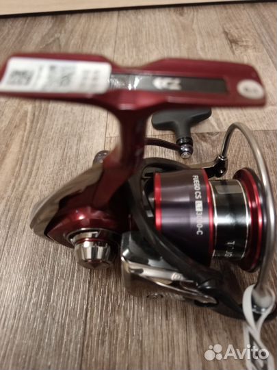 Охота и рыбалка катушка Daiwa Fuego 3000-C