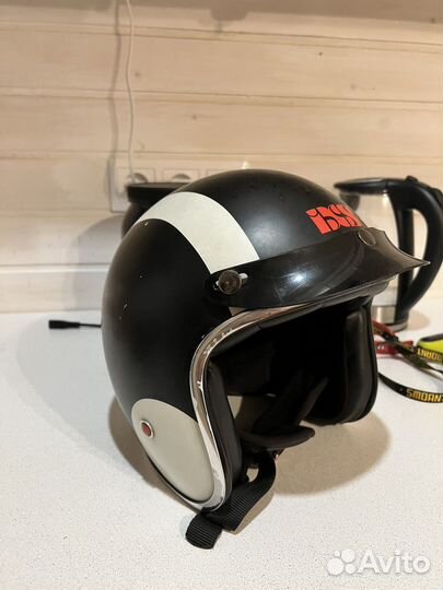 Мотоциклетный шлем размер l