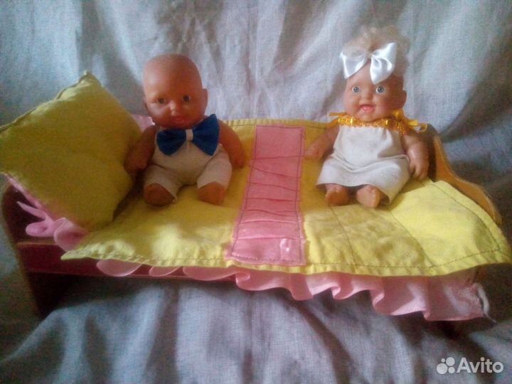 Кукла пупс и советская кроватка