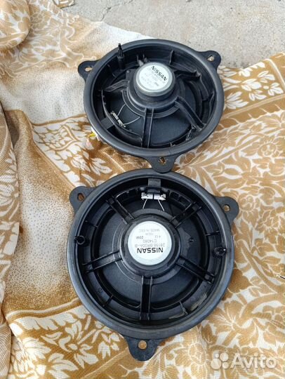 Штатная магнитола LADA vesta и колонки