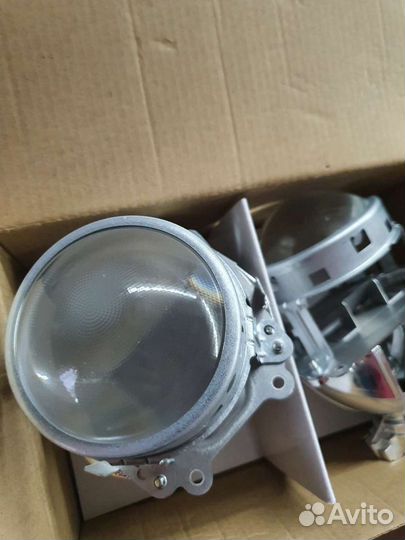 Линза тойота camry