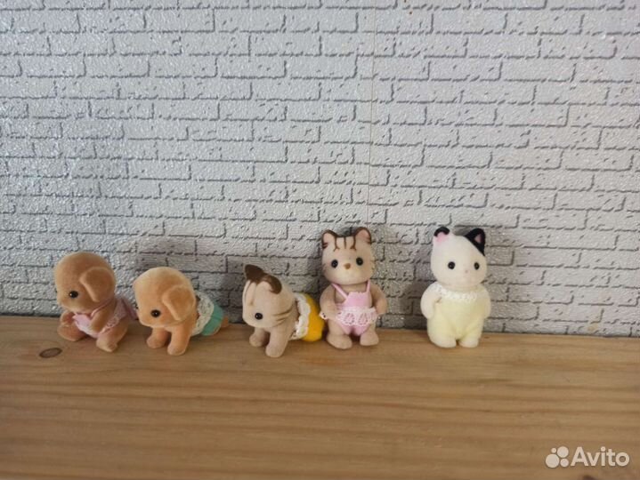 Sylvanian families семьи и малыши