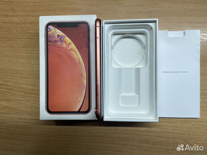 iPhone Xr, 64 ГБ