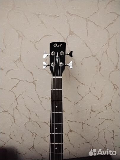 Электроакустическая бас гитара Cort SJB5F BK
