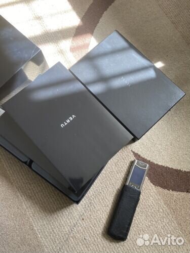 Vertu Signature S Design Stainless Steel, 4 ГБ