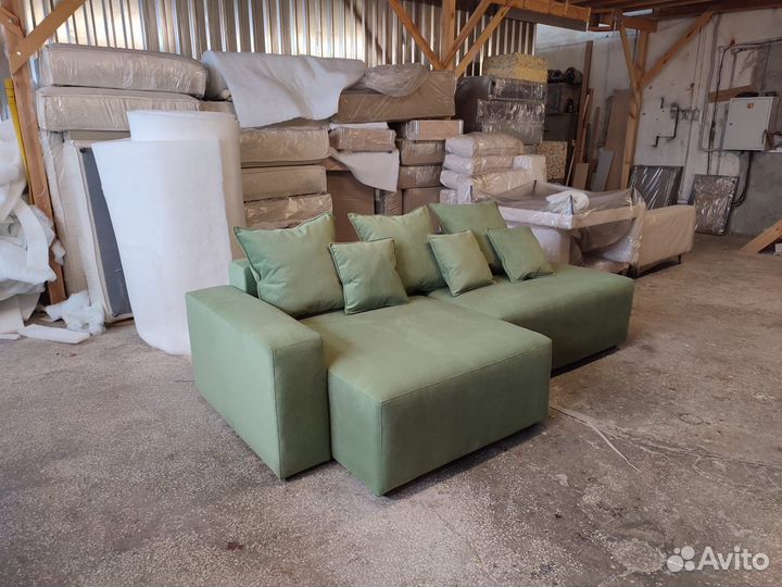 Модултный диван раскланой