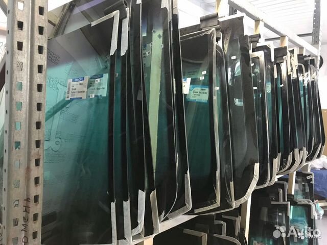 Лобовое стекло VW Transporter T4