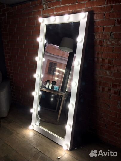 Зеркало гримерное ростовое