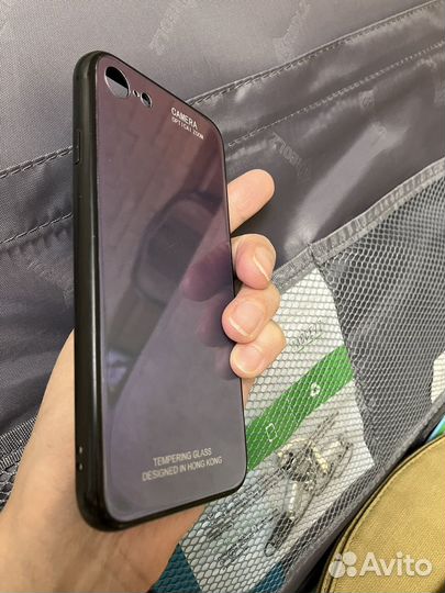 Чехол на iPhone 8