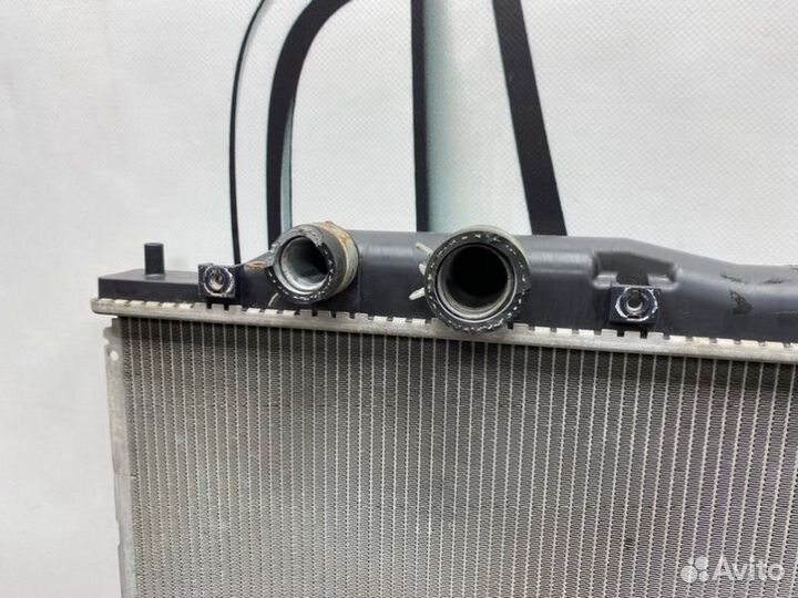 Радиатор охлаждения двигателя Honda Civic FD(4Д)
