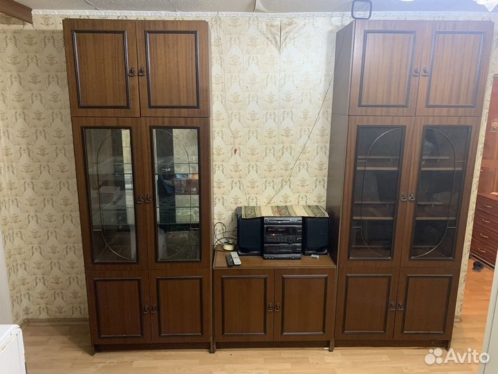 Стенка в гостиную бу