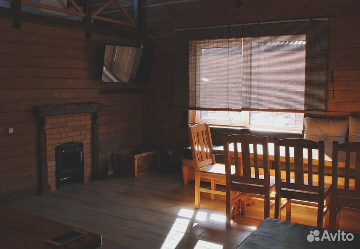 Отдых в загородном доме у реки