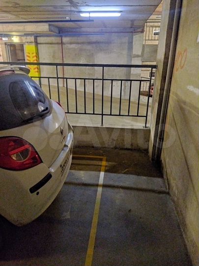 Машиноместо, 16 м²