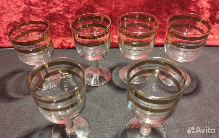Графин и рюмки с полосками золотыми СССР