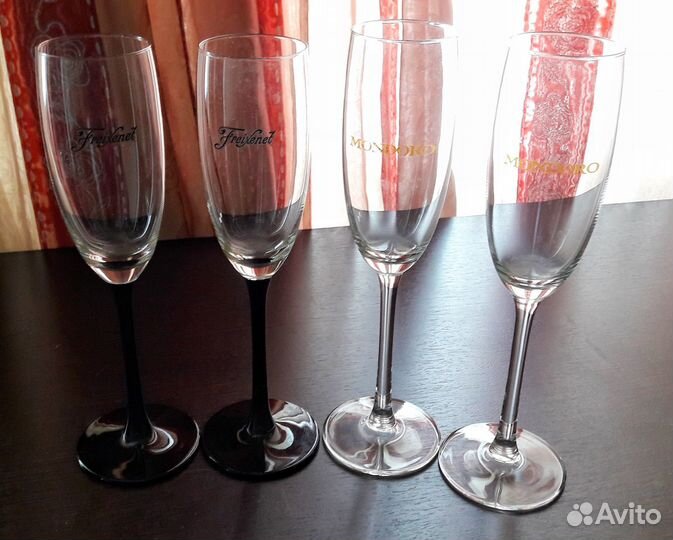 Бокалы для шампанского новые