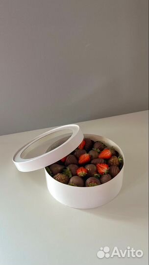 Фрукты в шоколаде