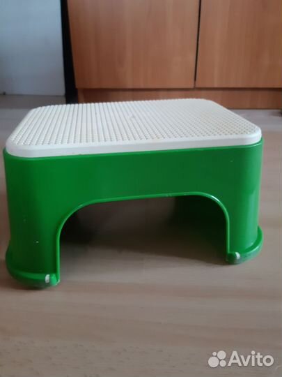 Стульчик,подставка BabyBjorn