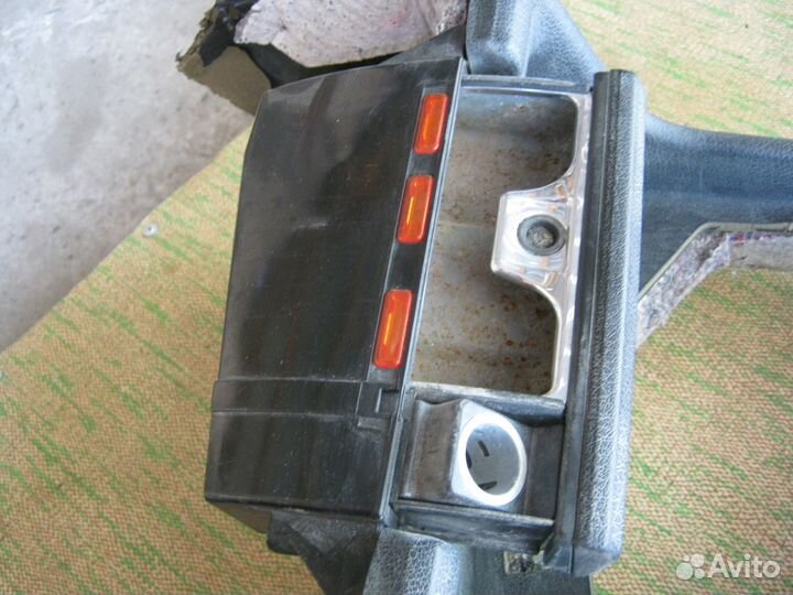 Консоль центральная пепельница BMW E34 бмв E34