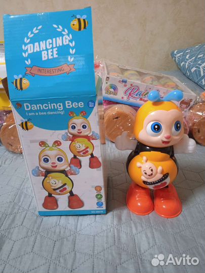 Игрушка танцующая пчелка с подсветкой Dancing Bee