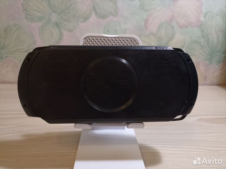 Sony PSP e1008 + много игр