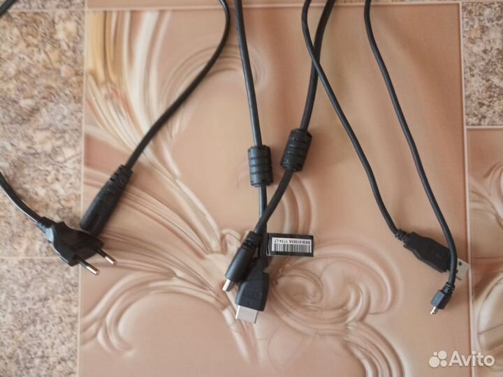 Игровая приставка ps4 + 8 игр