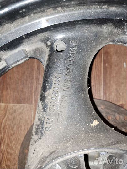 Колесный диск колесо suzuki GSF250 чёрн