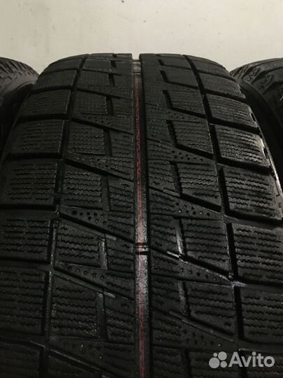 Bridgestone Blizzak Revo2 215/60 R17 96Q