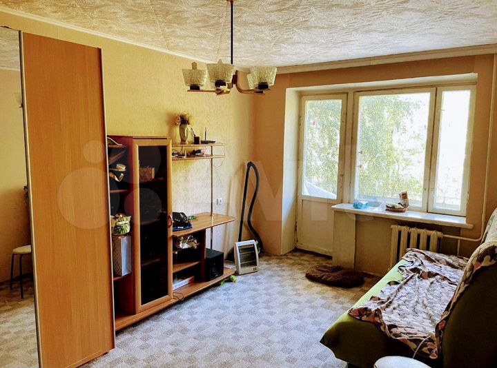 2-к. квартира, 47 м², 3/5 эт.