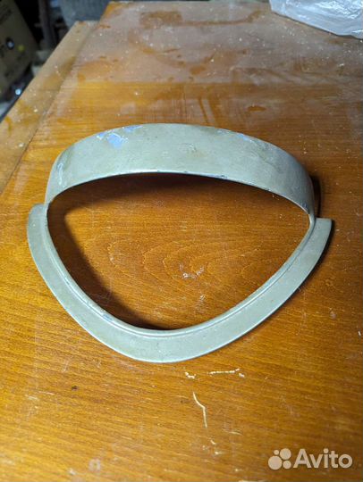 Ободок спидометра газ 21 СССР