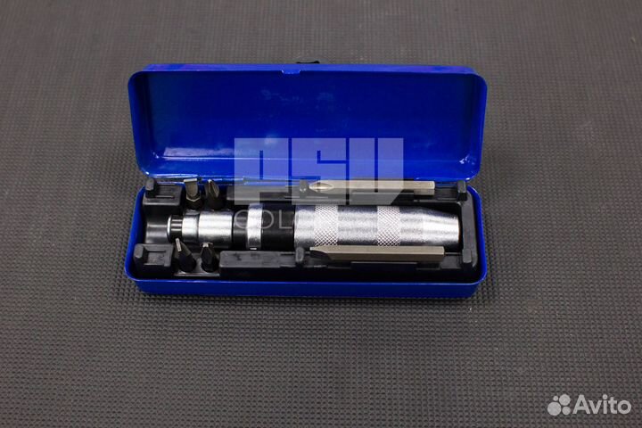 Отвертка ударная с комплектом бит