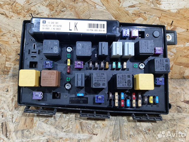 Блок предохранителей Opel Astra H