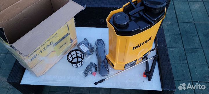 Опрыскиватель аккумуляторный Huter SP-12AC