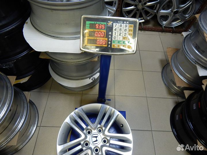 901 Оригинал Honda Stepwgn R16 5*114.3 ET50 J6