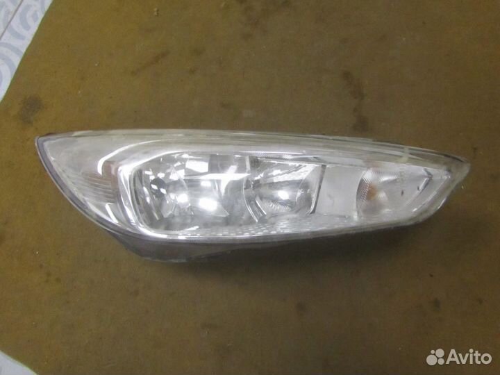 Фара правая Ford Focus 3 III после 2015 г