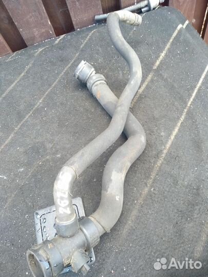 Патрубок радиатора 8E0121049 1.8 Бензин Audi