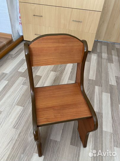 Детский стульчик