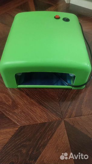 Лампа для ногтей