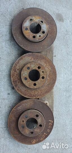 Диск тормозной передний Volkswagen Polo 5