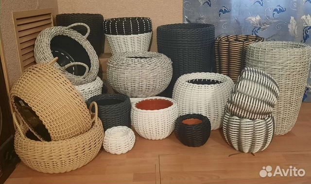 Кашпо из искуственного ротанга