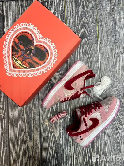 Кроссовки оптом