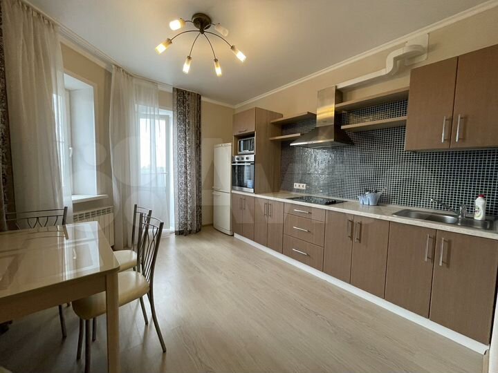 1-к. квартира, 40 м², 10/14 эт.
