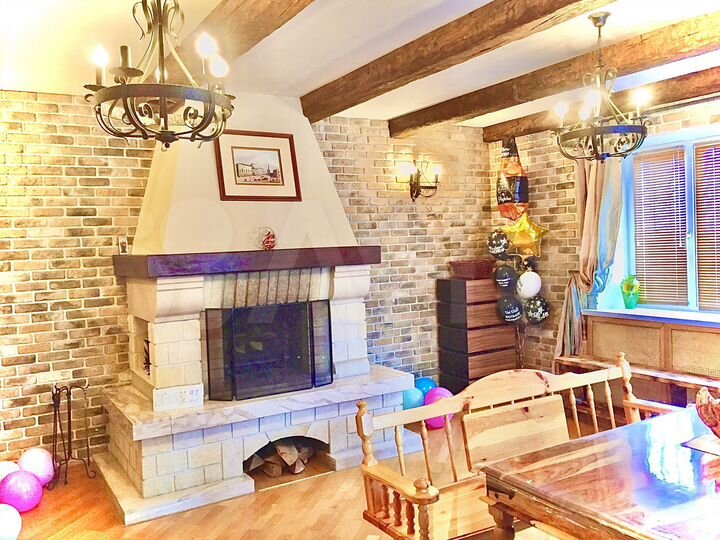 Дом 240 м² на участке 14 сот.