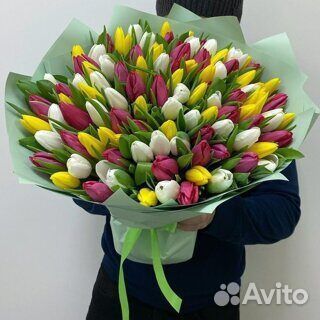 Букет из разноцветных сортовых тюльпанов 37 шт