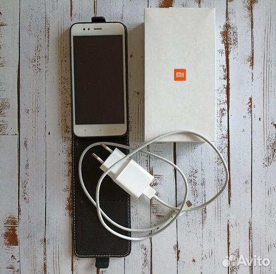 Xiaomi Mi A1 Android One, 4/64 ГБ