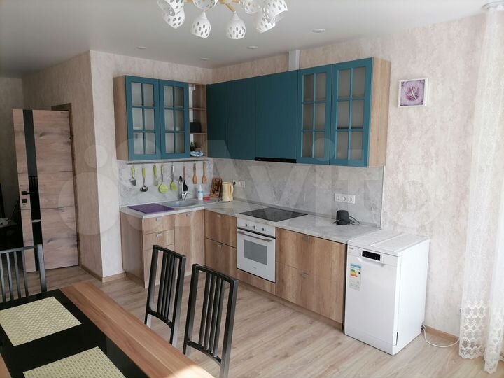 2-к. квартира, 58 м², 2/4 эт.