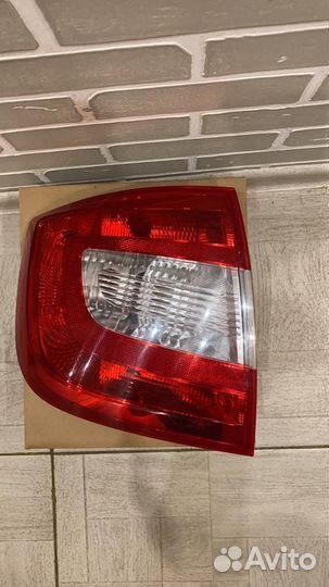 Задние фонари шкода рапид
