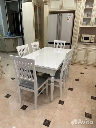 Столы и стулья Кухонный стол и стулья